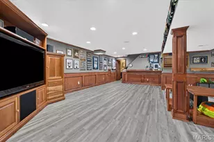 1609 Featherstone Dr, Town and Country, MO 63131 - Photo 50