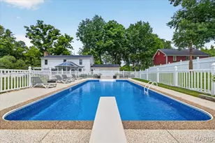 1609 Featherstone Dr, Town and Country, MO 63131 - Photo 58