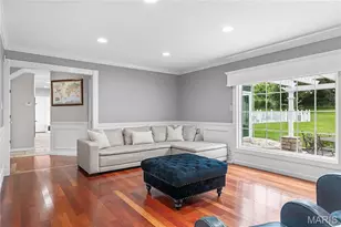1609 Featherstone Dr, Town and Country, MO 63131 - Photo 8
