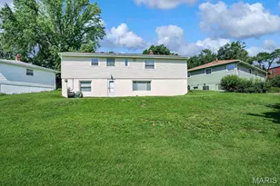 1064 Barry Ct, Kirkwood, MO 63122 - Photo 20