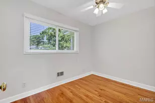 1064 Barry Ct, Kirkwood, MO 63122 - Photo 10