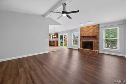 3036 Country Knoll Drive, Saint Charles, MO 63303 - Photo 10