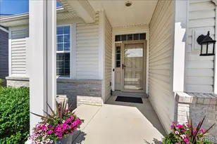 656 Moffett Laurel Dr, Lake Saint Louis, MO 63367 - Photo 2