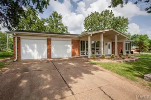 5127 Towne South Rd, Unincorporated, MO 63128 - Photo 2