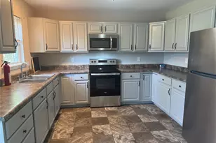 225 E 7th St, Montgomery City, MO 63361 - Photo 8
