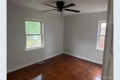 4705 Jordan Street, Saint Louis, MO 63121 - Photo 6