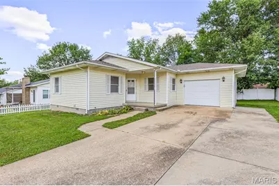 555 Kimberly Court, Farmington, MO 63640 - Photo 1