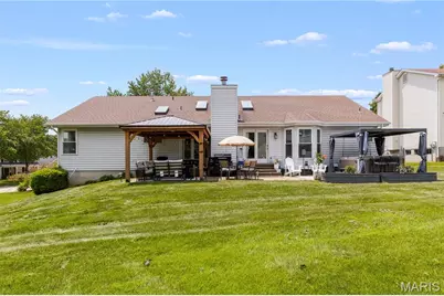 418 Fox Lair Drive, Saint Charles, MO 63303 - Photo 36
