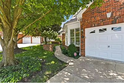 14632 Amberleigh Hill Court, Chesterfield, MO 63017 - Photo 2