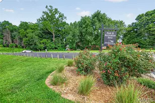 13247 Delft Dr, Saint Louis, MO 63146 - Photo 68