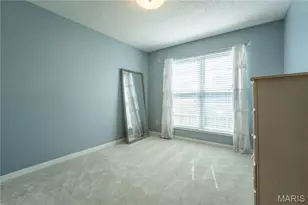 2327 Hidden Deer Dr, O'Fallon, MO 63368 - Photo 14