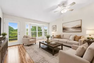 203 Maryland Dr, O'Fallon, MO 63366 - Photo 2