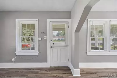 4352 Chippewa Street, Saint Louis, MO 63116 - Photo 4