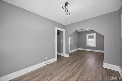 4352 Chippewa Street, Saint Louis, MO 63116 - Photo 8