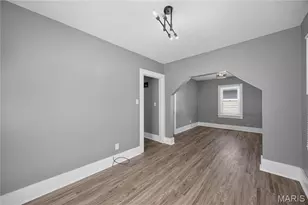 4352 Chippewa St, Saint Louis, MO 63116 - Photo 8