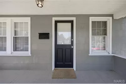 4352 Chippewa Street, Saint Louis, MO 63116 - Photo 2
