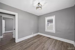 4352 Chippewa St, Saint Louis, MO 63116 - Photo 6