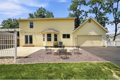 303 Fox Briar Lane, Ballwin, MO 63021 - Photo 30
