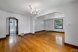 5212 Fletcher St, Jennings, MO 63136 - Photo 8