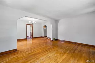 5212 Fletcher St, Jennings, MO 63136 - Photo 6