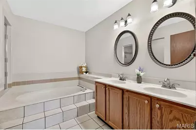 1401 Hemingway Lane #H, Weldon Spring, MO 63304 - Photo 18
