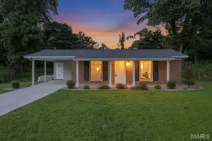 4136 Pasco Dr, Saint Louis, MO 63129 - Photo 2