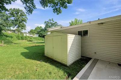 4136 Pasco Drive, Saint Louis, MO 63129 - Photo 18