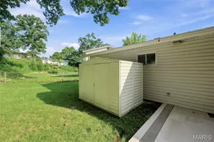 4136 Pasco Dr, Saint Louis, MO 63129 - Photo 18