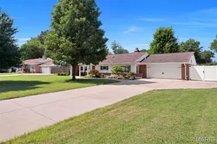 5018 E Concord Rd, Unincorporated, MO 63128 - Photo 2