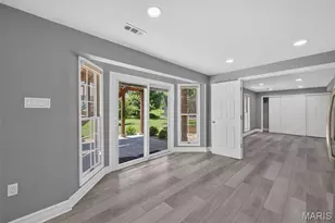 6320 Christopher Winds Ct, Oakville, MO 63129 - Photo 72