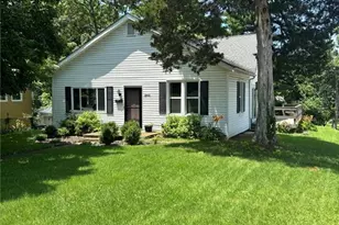 2601 Bremerton Rd, Rock Hill, MO 63144 - Photo 1
