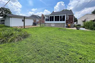 602 Boenecke Ct, Bella Villa, MO 63125 - Photo 2