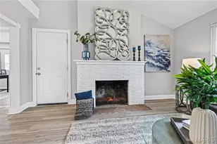 5530 Horizon Dr, Saint Louis, MO 63121 - Photo 8