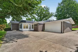 41 Club Grounds N Dr, Florissant, MO 63033 - Photo 36
