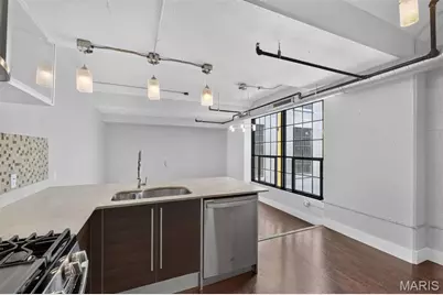 4100 Forest Park Avenue #525, Saint Louis, MO 63108 - Photo 12