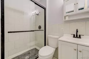 2910 Wellington Dr, Florissant, MO 63033 - Photo 12