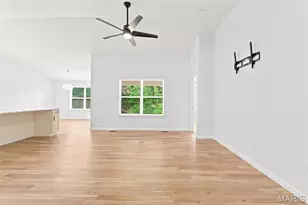 1108 Timber Creek Ln, Imperial, MO 63052 - Photo 2