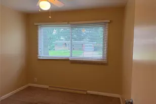 1340 Wadsworth Dr, Florissant, MO 63031 - Photo 14