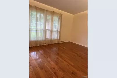 1340 Wadsworth Drive, Florissant, MO 63031 - Photo 8