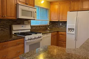 1340 Wadsworth Dr, Florissant, MO 63031 - Photo 10