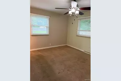 1340 Wadsworth Drive, Florissant, MO 63031 - Photo 16
