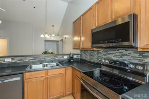 534 Saravalle Dr, Saint Peters, MO 63376 - Photo 14