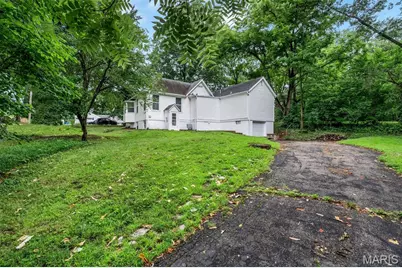 9103 Shelley Avenue, Overland, MO 63114 - Photo 24