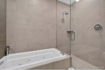 4101 Laclede Avenue #407, Saint Louis, MO 63108 - Photo 18