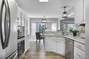 4104 Bridgeton Meadows Ct, Bridgeton, MO 63044 - Photo 16
