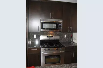 910 N McKnight Road #1B, University City, MO 63132 - Photo 8