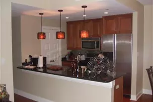 910 N McKnight Rd, University City, MO 63132 - Photo 2