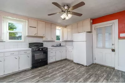 487 N Monroe Street, Lebanon, MO 65536 - Photo 10