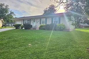 514 W Lafayette St, Palmyra, MO 63461 - Photo 2