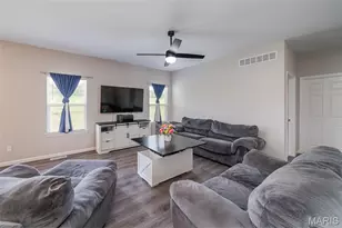 3025 Koch Ln, Washington, MO 63090 - Photo 8